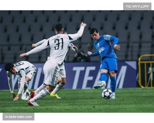 申花三大主力集体伤停 斯卢茨基清分之战面临锋线真空